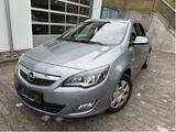 Opel Astra J Sports Tourer Innovation 2.0 CDTI XENON - Opel Astra mit Diesel-Antrieb: Kombi, 2.0