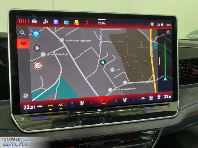 Passat Variant 2.0 TDI DSG R-line NAVI KLIMA PAN
