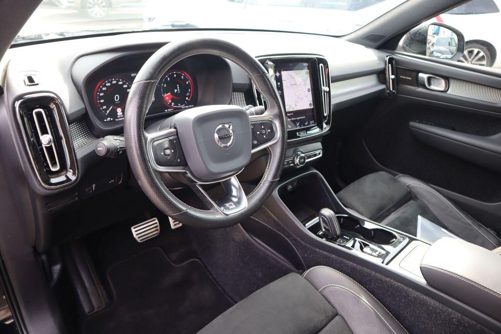 Volvo XC40 T4 AWD Geartronic R-Design|NAVI|R-CAM|BLIS|