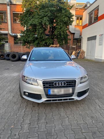 Audi a4 b8 Motor nur 120000 km TUV 11/26