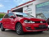 Volkswagen Golf VII Lim. Allstar BMT/NAVI/SITZ & LENKRADHZ - : Rot, Beheizbares Lenkrad