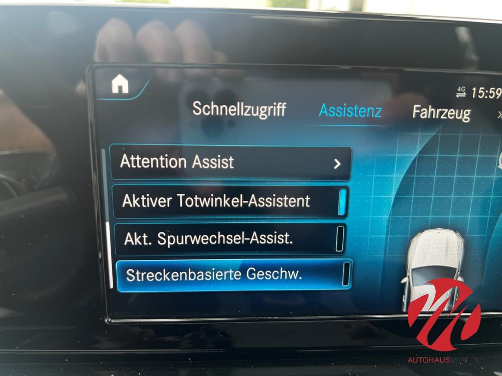 Mercedes-Benz GLB 220