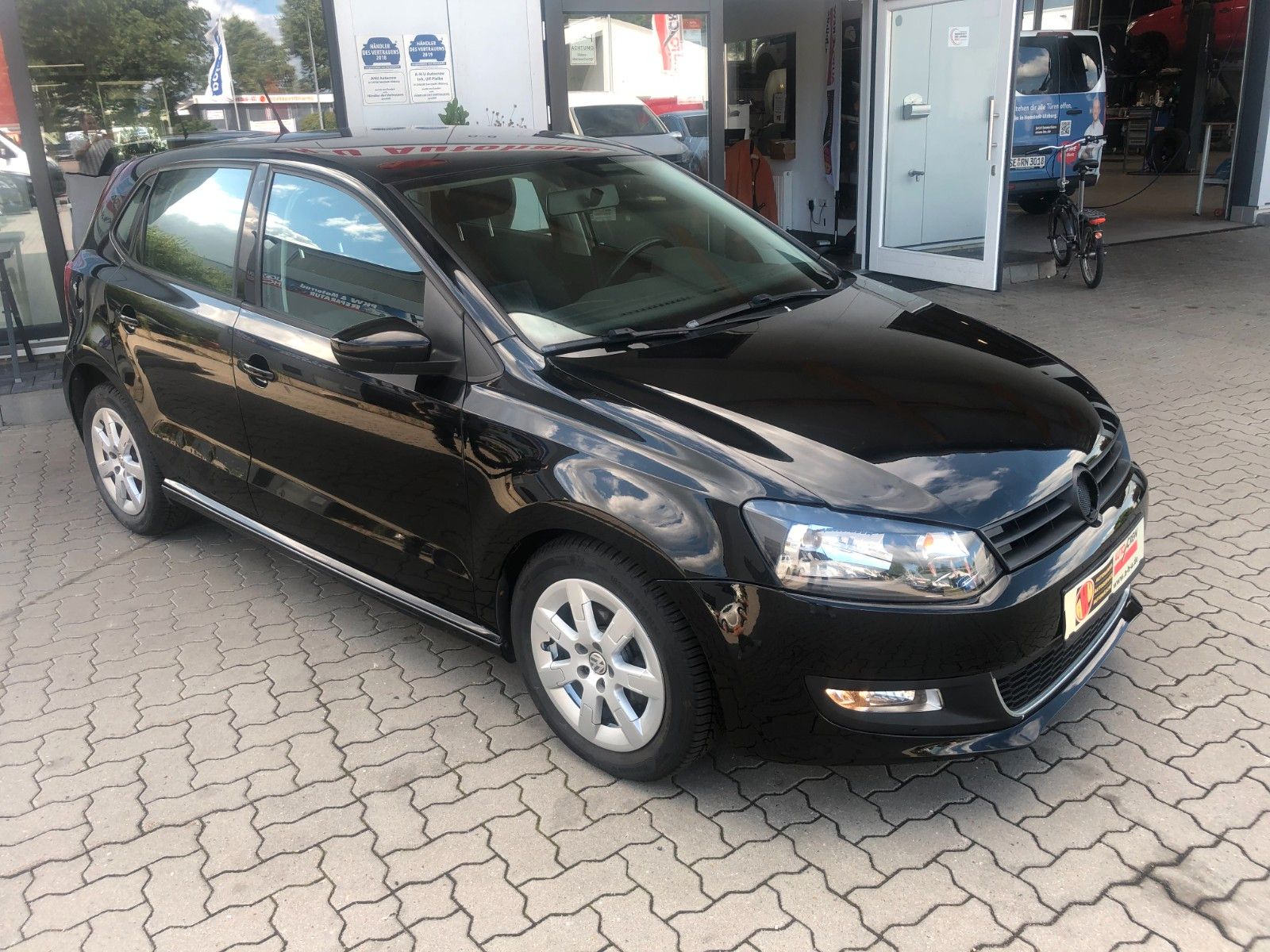 Fahrzeugabbildung Volkswagen Polo V Trendline BlueMotion/BMT TÜV 10/2027