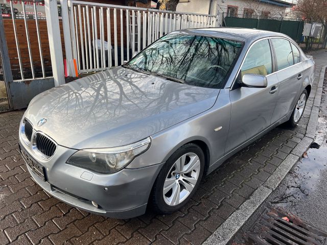 BMW 520i A