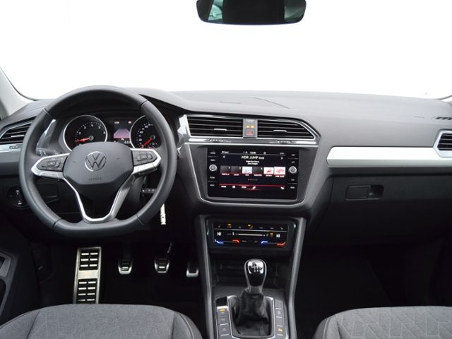 Tiguan 1.5 TSI Move AHK/LED/18-ZOLL/APP-CONNECT/