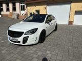 Opel Insignia Sports Tourer OPC 2.8 V6 Turbo 4x4 ... - Opel Insignia mit Benzin-Antrieb: 2.8