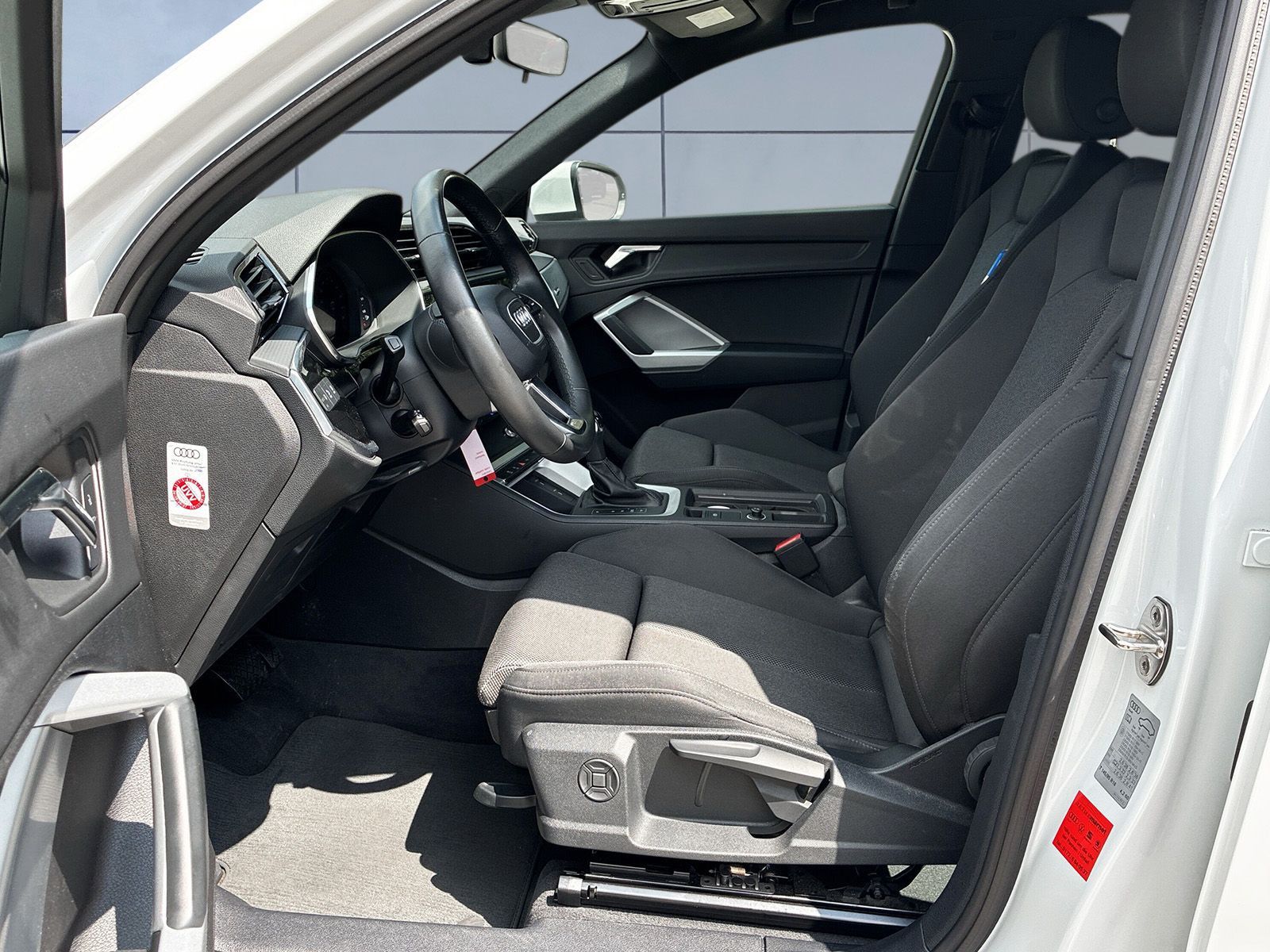 Audi Q3 SUV 40 TFSI quattro 140(190) kW(PS) S tronic foto 9