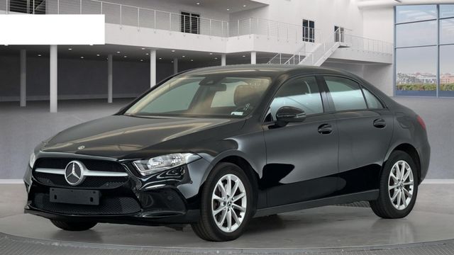 Fahrzeugabbildung Mercedes-Benz A 250 e Navi+MBUX+Spur+CarPlay+DAB