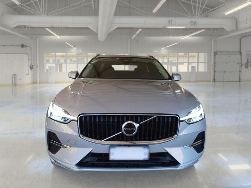 Volvo VOLVO XC60 B4 D AWD AUTOMATICO CORE SUV imagem 2