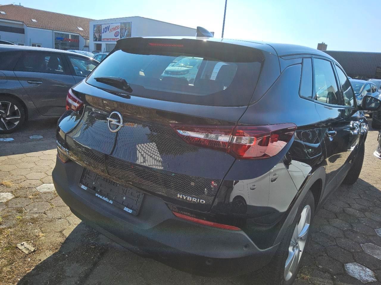 Fahrzeugabbildung Opel Grandland (X) 1.6T BUSINESS HYBRID NAVI/SH/SPORT