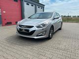 Hyundai i40 cw 1.7 CRDi 136 PS A/T Classic,KAM,NAVI - Hyundai i40 mit Diesel-Antrieb: Kombi, Automatik, 1.7