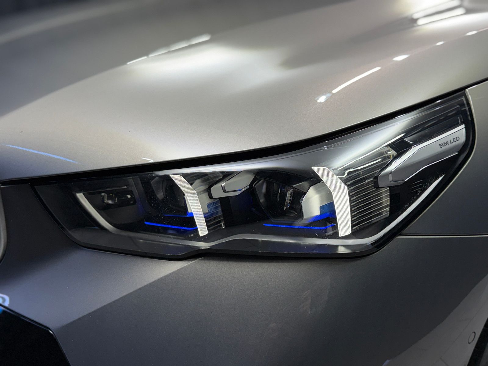 Fahrzeugabbildung BMW 520 d Limousine M Sport|H&K|HuD|Garantie