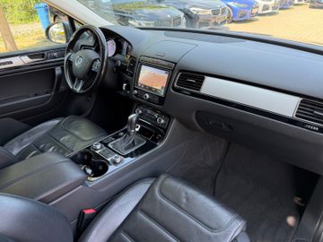 Volkswagen Touareg - 6