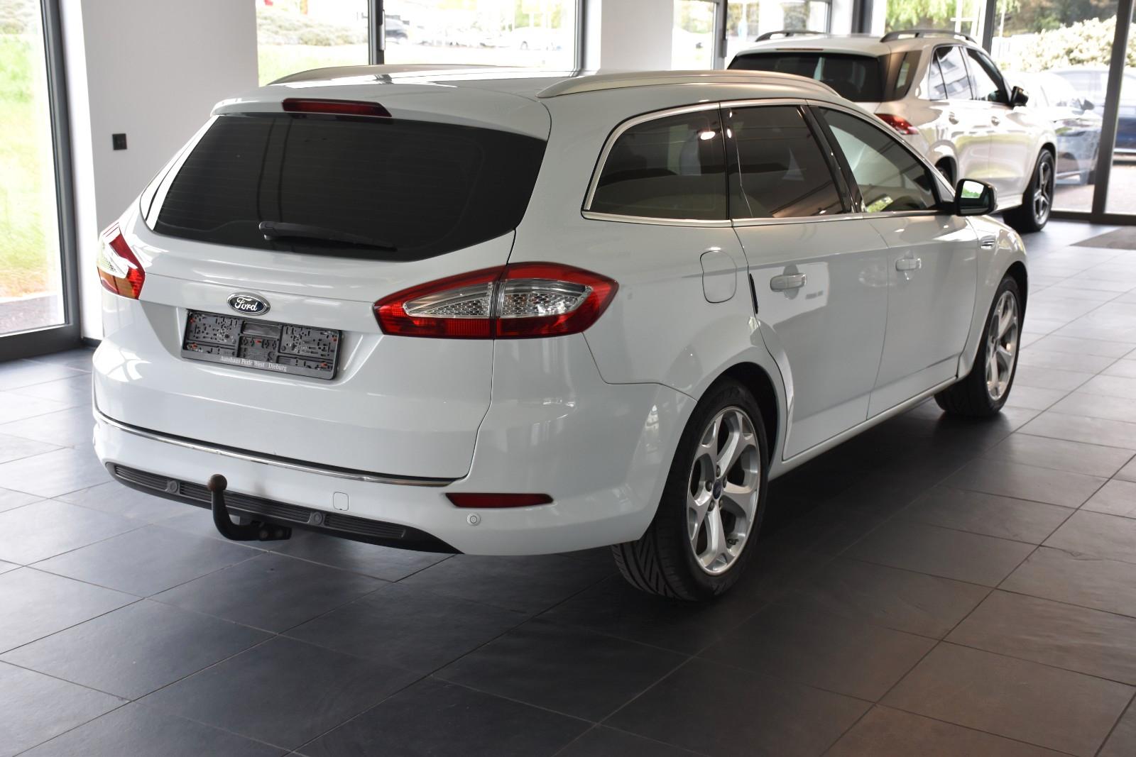 Ford Mondeo 2014 — photo 36