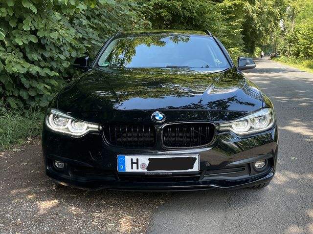 BMW 320d Touring Advantage