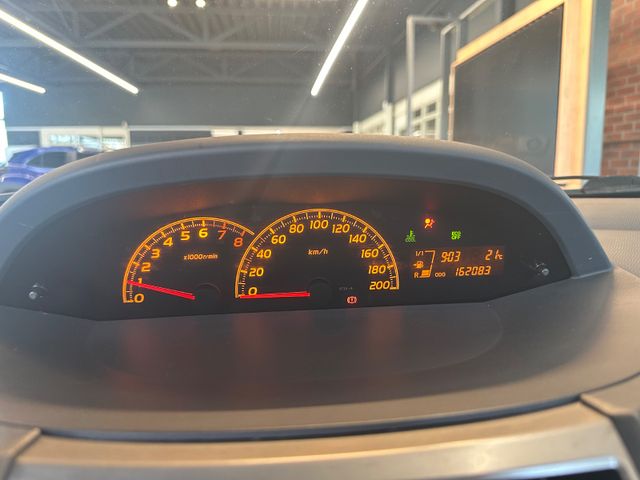Toyota Yaris  Sol