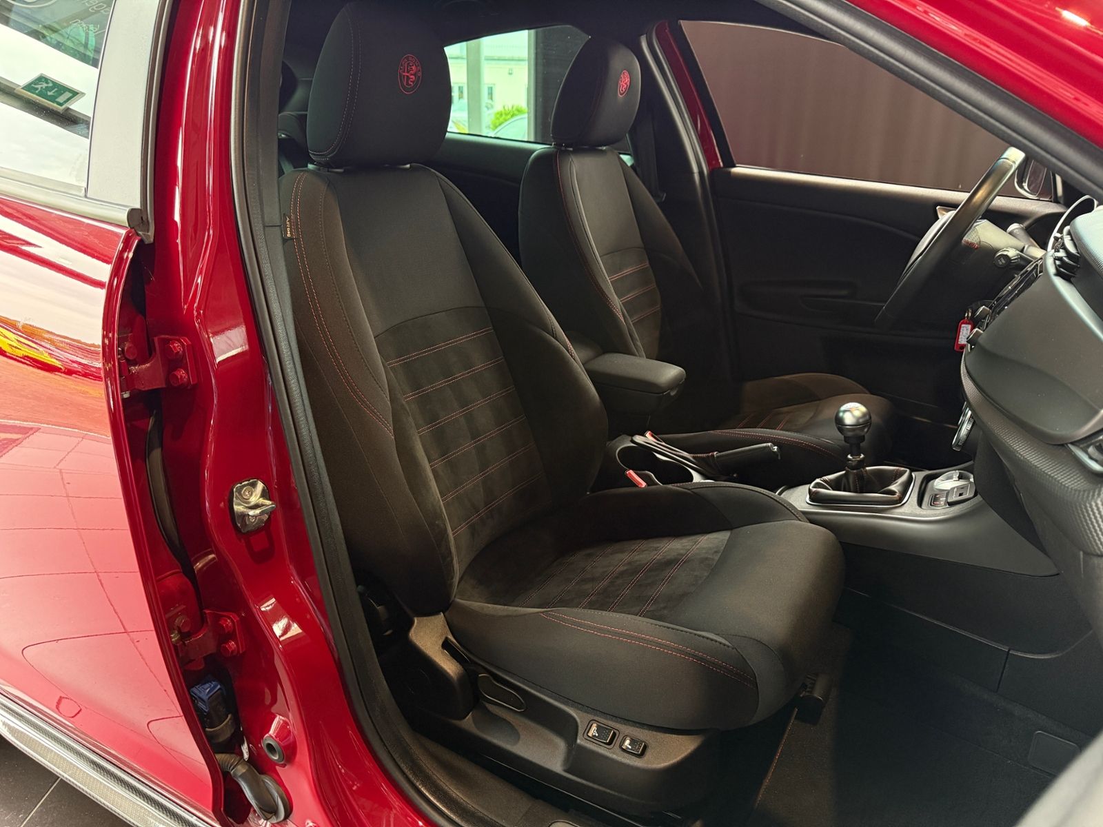 Fahrzeugabbildung Alfa Romeo Giulietta Sprint NAVI ALU