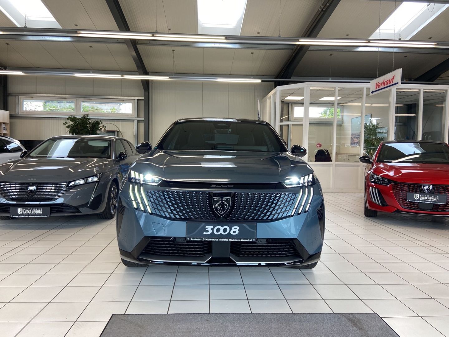 Fahrzeugabbildung Peugeot 3008 GT Elektro 210 Navi Soundsystem ACC CarPlay