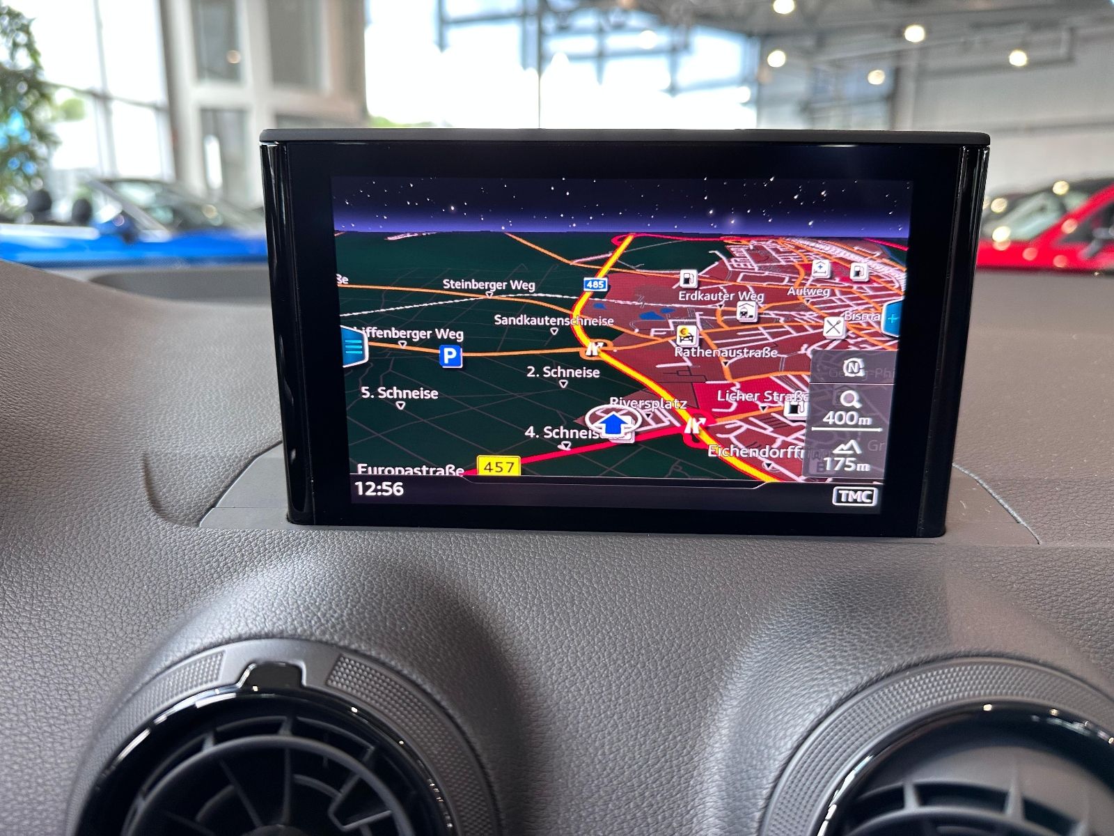 Fahrzeugabbildung Audi Q2 design AHK LED NAV PDC ALU