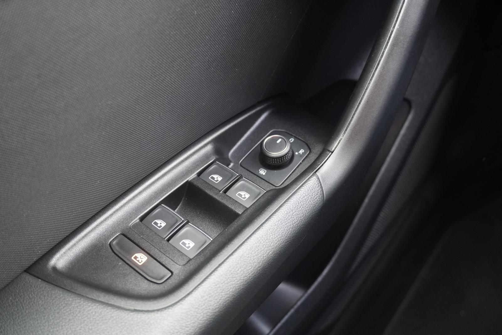 Audi A1 1.0 TFSI advanced LED Navi Sitzheizung Klima