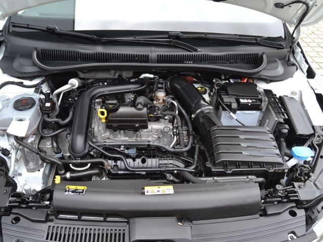 Polo 1.0 TSI (95 PS) Active ACC/NAVI/ALU/PDC/CLI