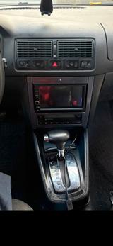 Volkswagen Golf 1.6 Auto Highline Highline - Volkswagen Golf aus 2003: 1.6