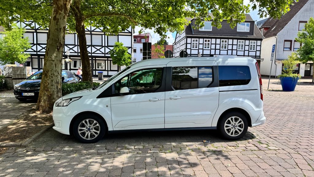 Image of Ford Tourneo Connect