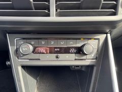 Fahrzeugabbildung Volkswagen Polo Highline -17"LM*Kamera*Panorama*LED*2xKlima