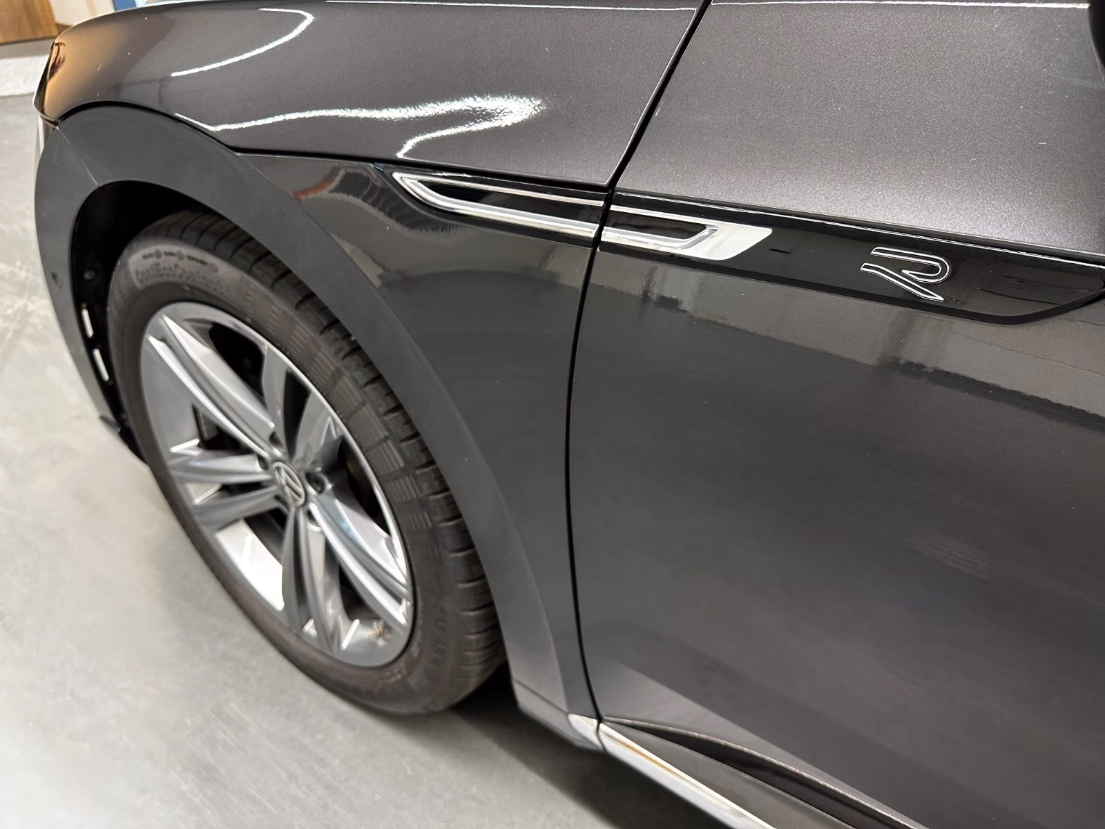 Volkswagen Arteon R-Line 4Motion **MASSAGE*SHZ*360°KAMERA**