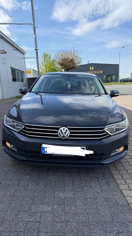Image of Volkswagen Passat