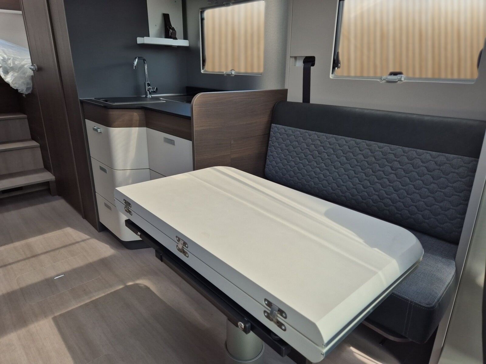 Fahrzeugabbildung Adria Coral Supreme 670 DL Markise,Radio,RFK,Alde,LED