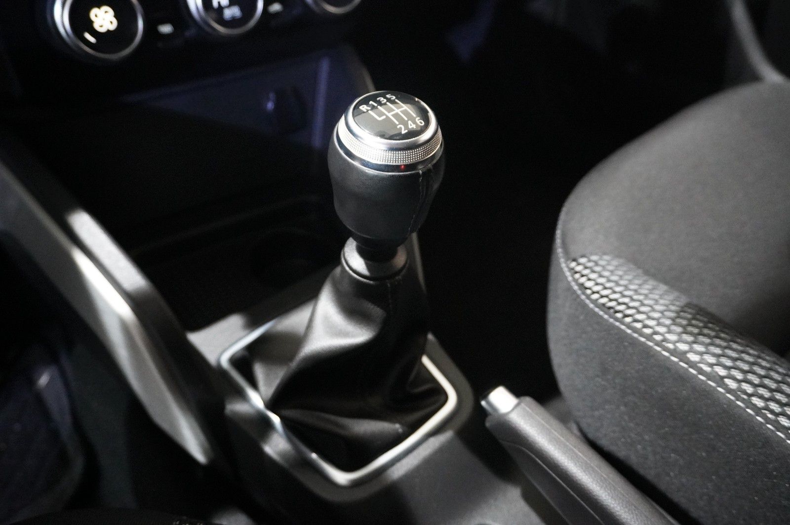 Fahrzeugabbildung Dacia Duster II 1.3 TCE PRESTIGE LED/KAMERA/SHZ/TEMP.