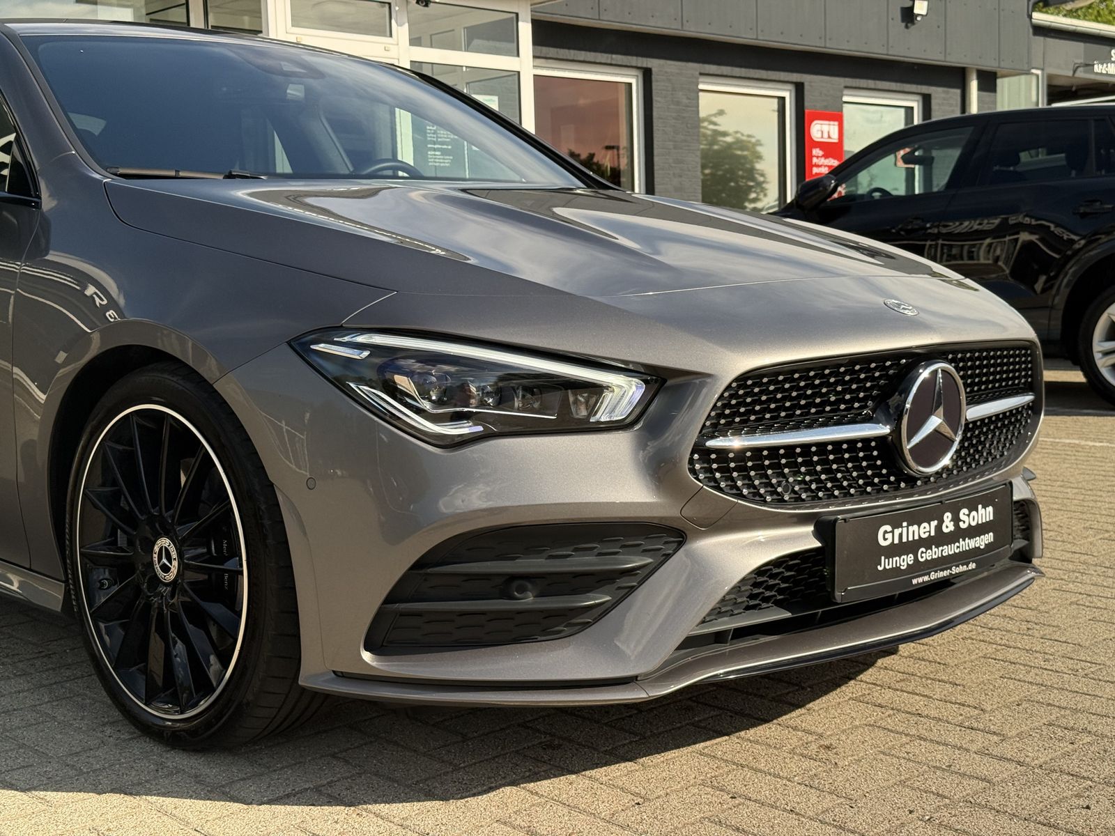 Mercedes-Benz CLA 200 d AMG R-Kam Widescreen Keyless Multi-B foto 4