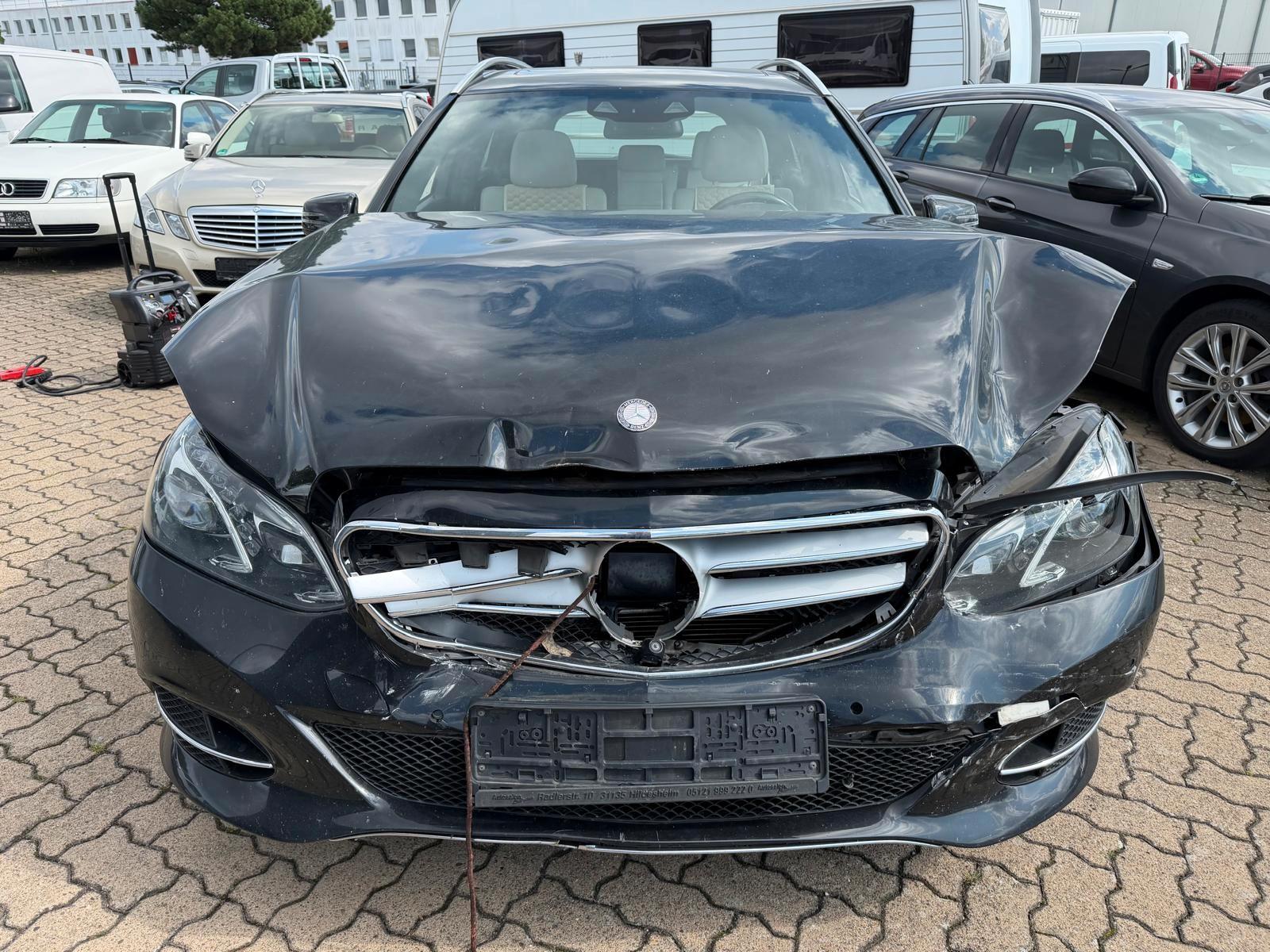Mercedes-Benz E250 2015 — interior