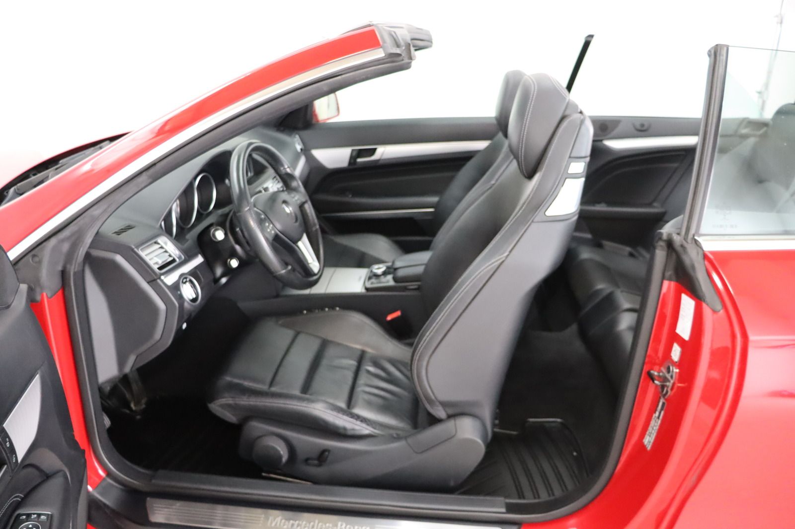 Fahrzeugabbildung Mercedes-Benz E 200 CGI Cabrio aus 1. Hand MwSt. ausw.