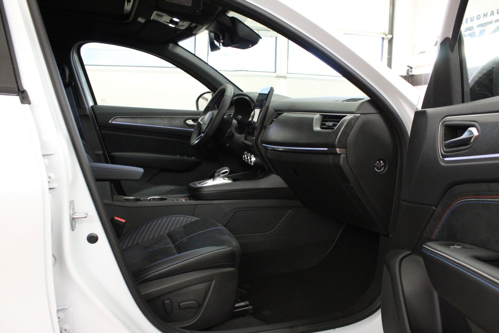 Fahrzeugabbildung Renault Arkana E-TECH Full Hybrid 145 Esprit Alpine