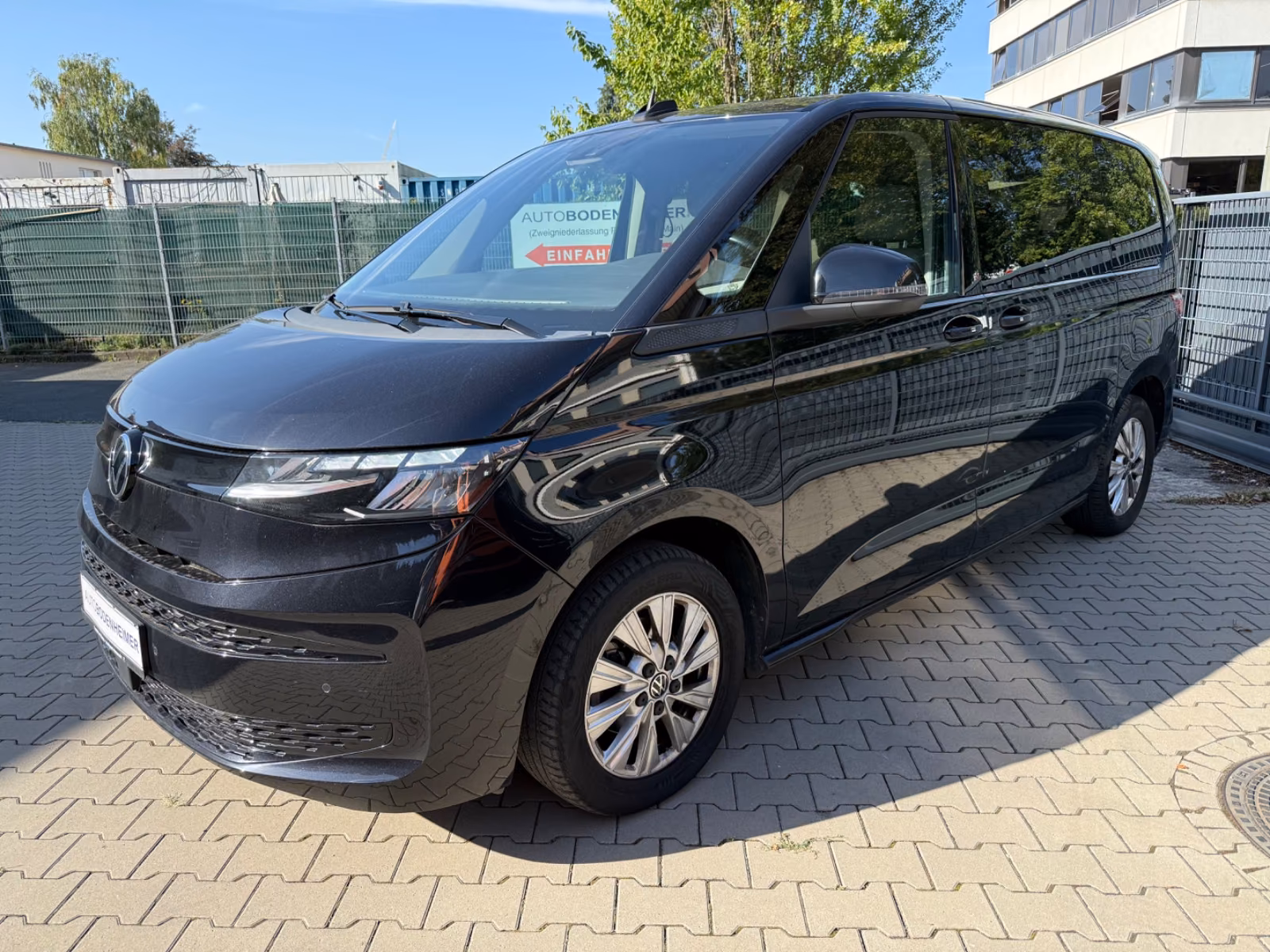 Volkswagen T7 Multivan 2.0 TDI MwSt DSG 6 Sitze AHK ACC LED, миниатюра 3