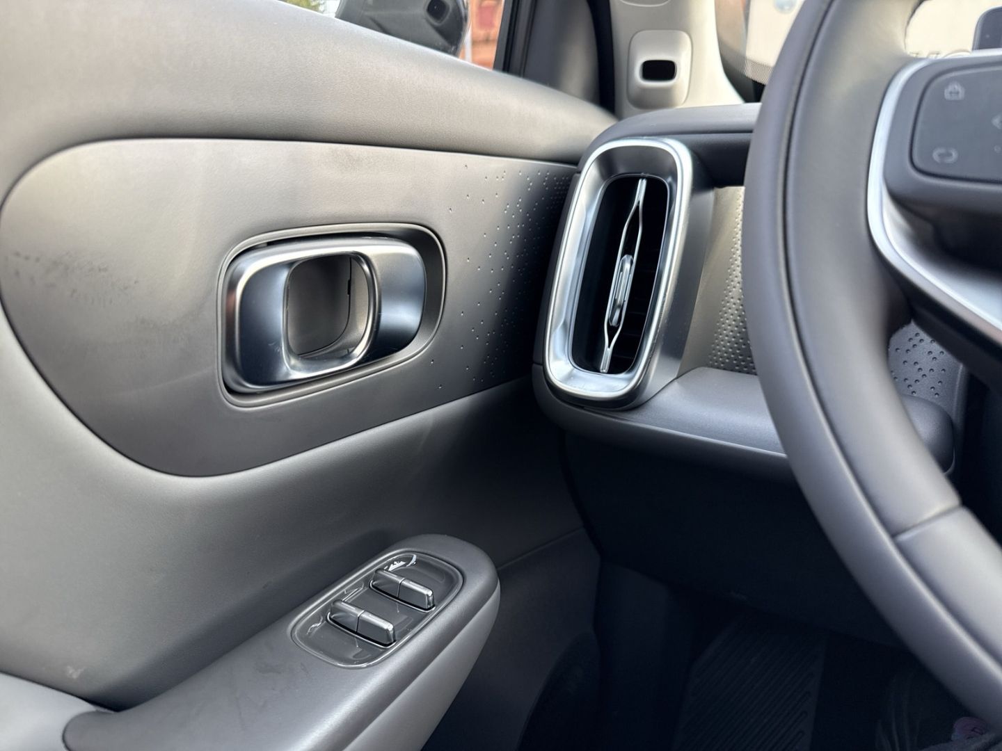 Leapmotor B10 - Bild 13