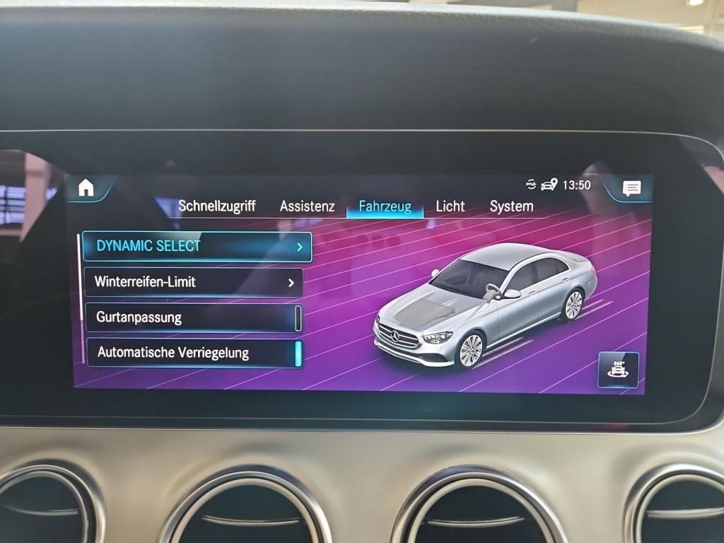 Fahrzeugabbildung Mercedes-Benz E 200 Avantg. Navi LED SHZ Schiebedach KAM DAB