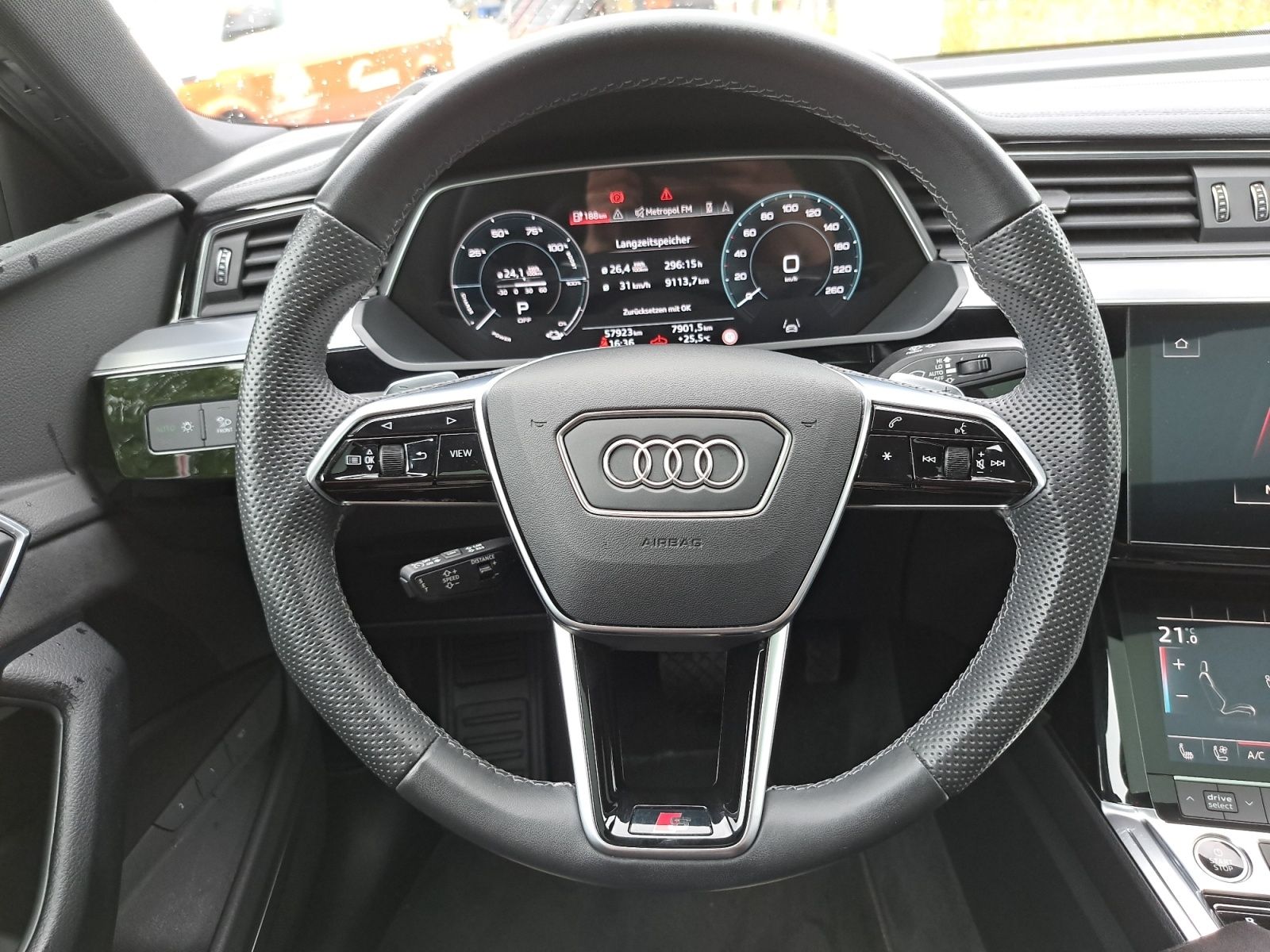 Audi e-tron - Bild 17