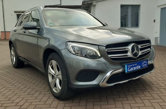 Mercedes-Benz GLC 250 4Matic/Distronic+/AHK/360 Kam/Mo2017