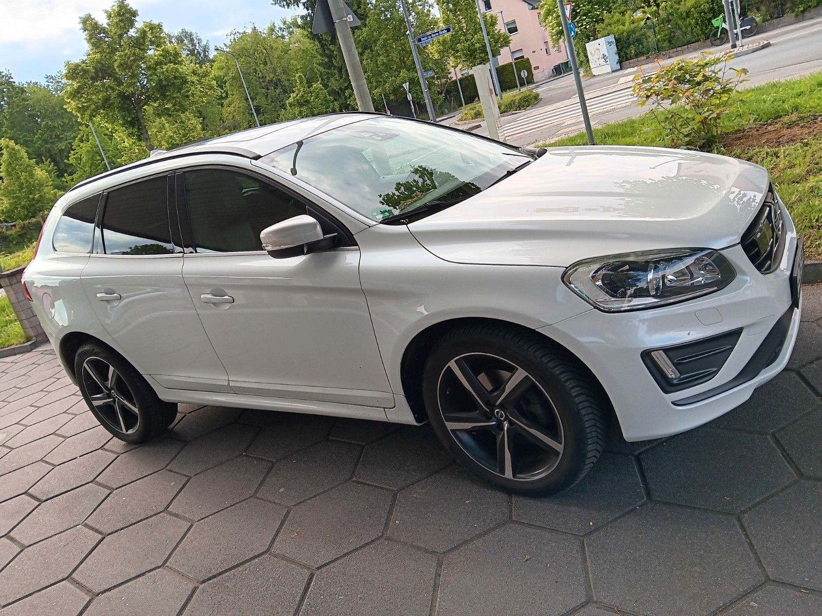 VOLVO XC 60