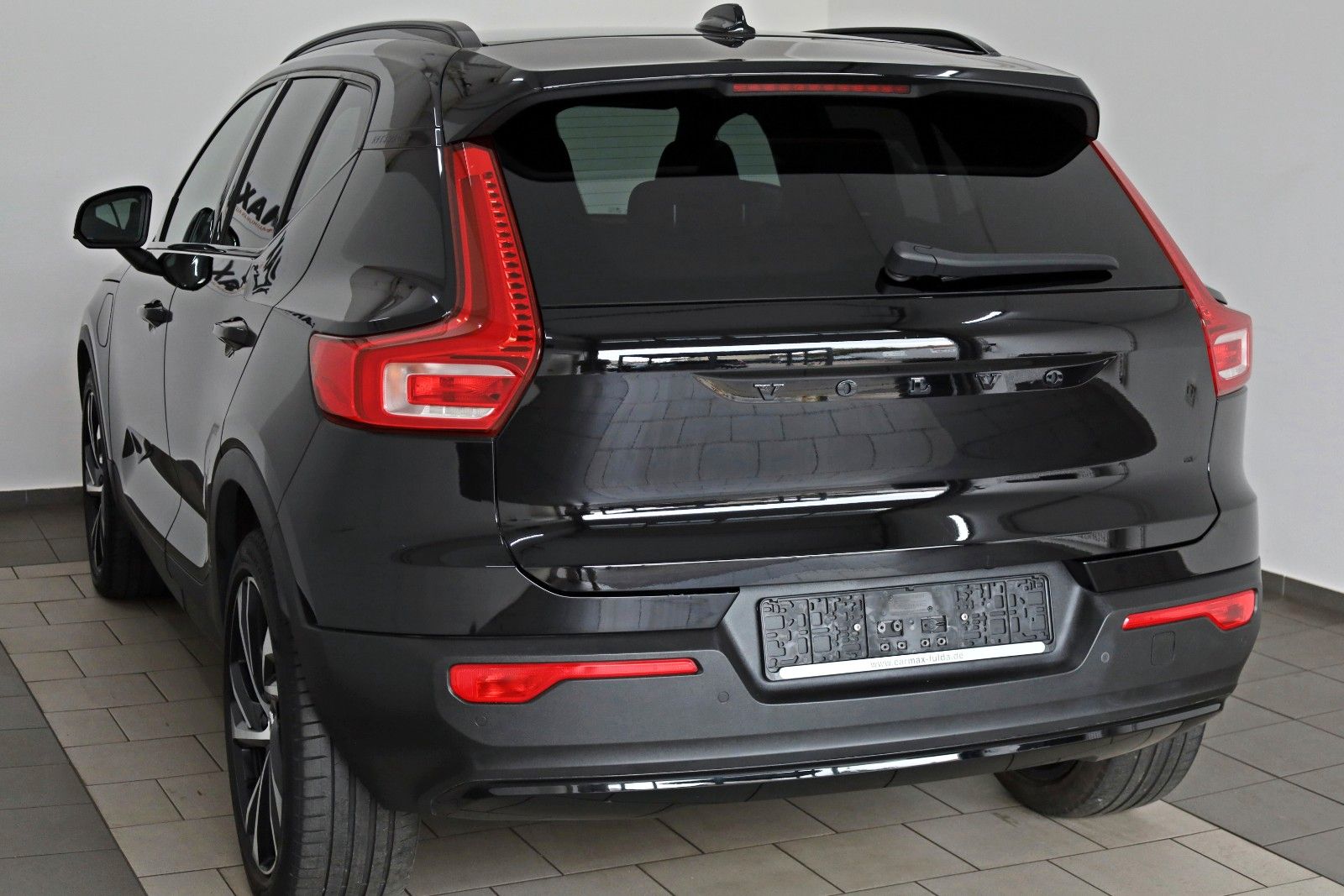 Fahrzeugabbildung Volvo XC40 T5 R Design Recharge Leder,Navi,LED,Kamera
