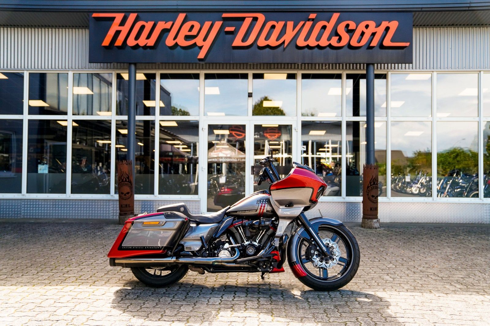 Fahrzeugabbildung Harley-Davidson CVO ROAD GLIDE FLTRXSE - 131cui-Kodlin Fat Tire