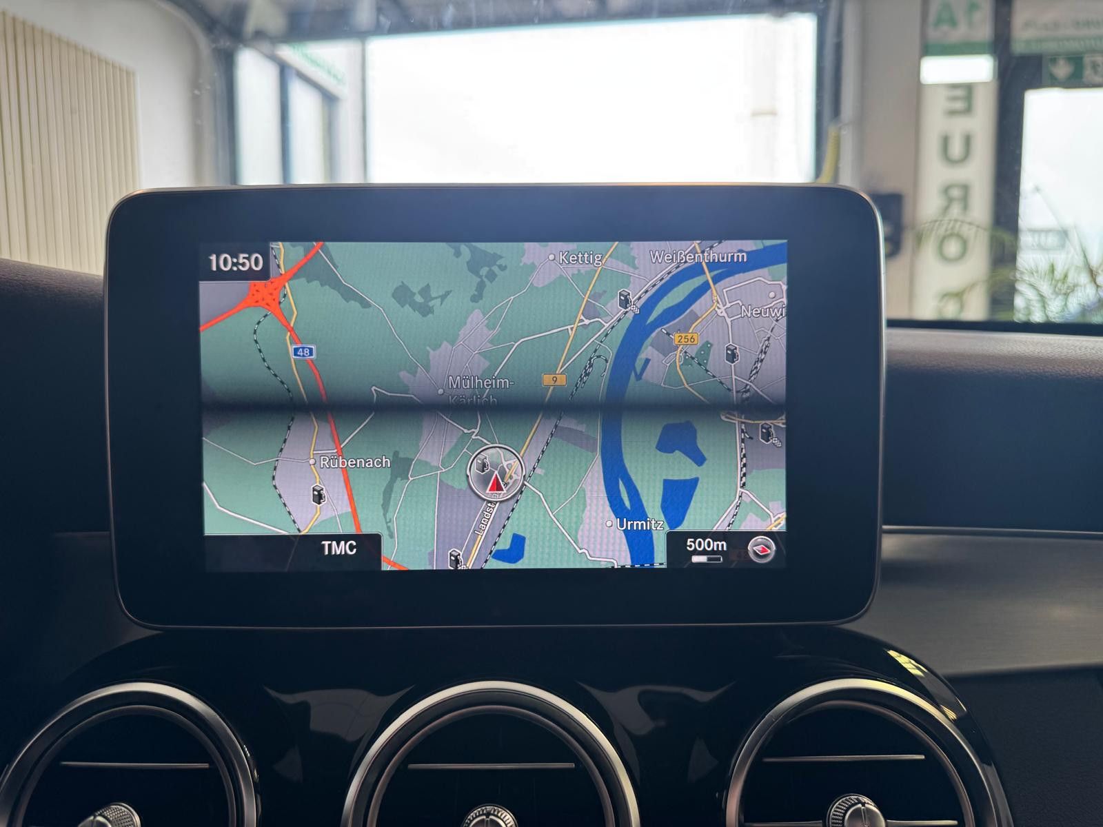 Fahrzeugabbildung Mercedes-Benz C 300 T-Modell/AMG LINE/PANORAMA/NAVI/BURMESTER