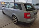 Audi A4 3.0 quattro Avant TÜV12/26 Leder Sitzhei Alu - Audi A4 aus 2003: Kombi