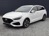Hyundai i30 Kombi Family - Hyundai i30 Neuwagen mit Benzin-Antrieb: Kombi