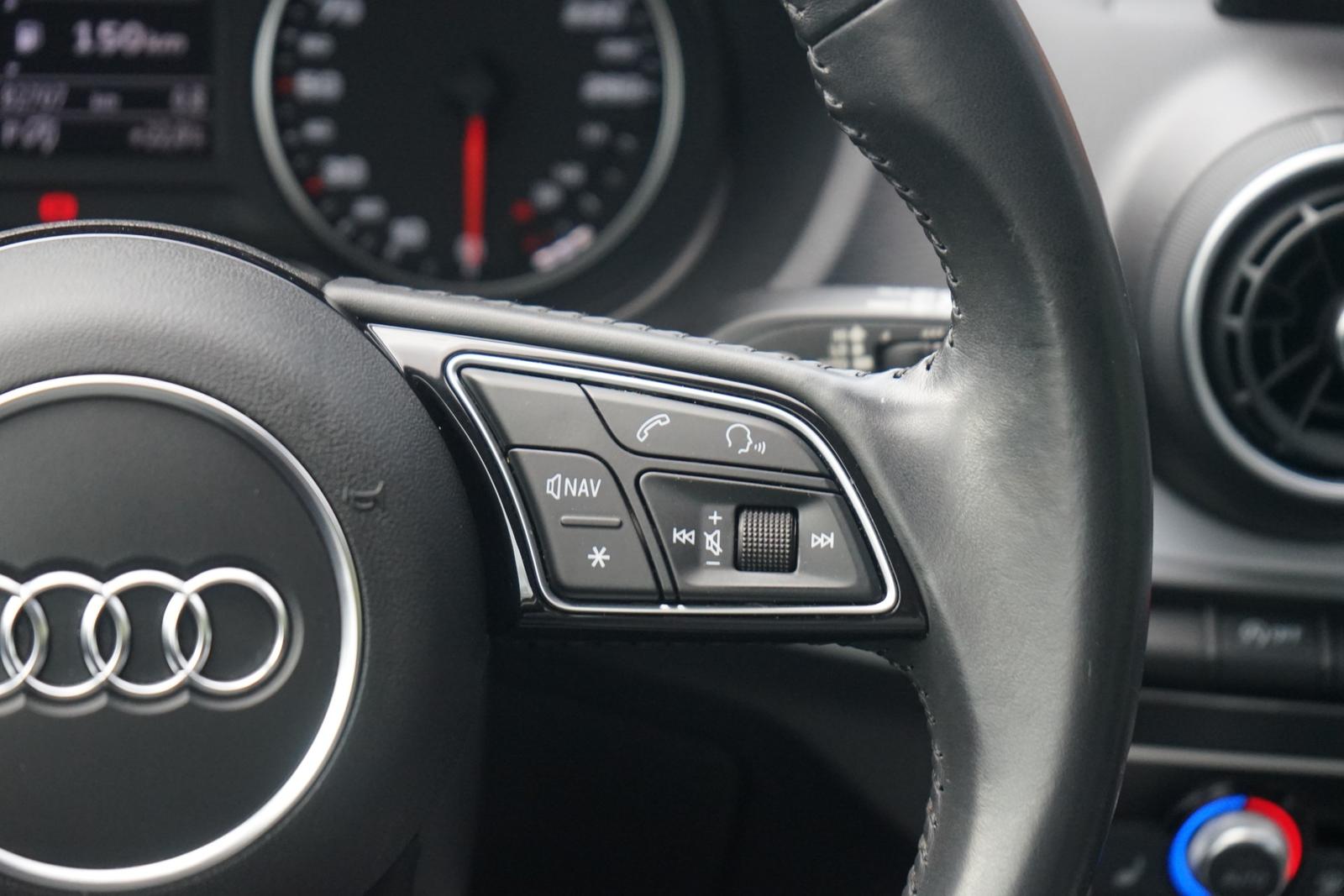 Audi Q2 35 1.5 TFSI advanced LED Navi Tempomat Leder, миниатюра 15