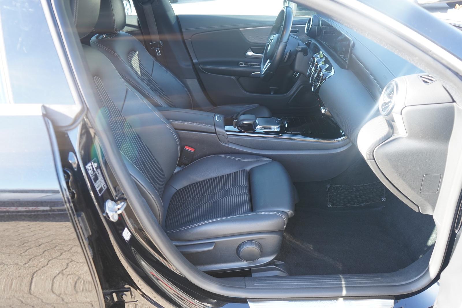 Mercedes-Benz CLA 200 Shooting Brake Progressive Navi Temp Kam