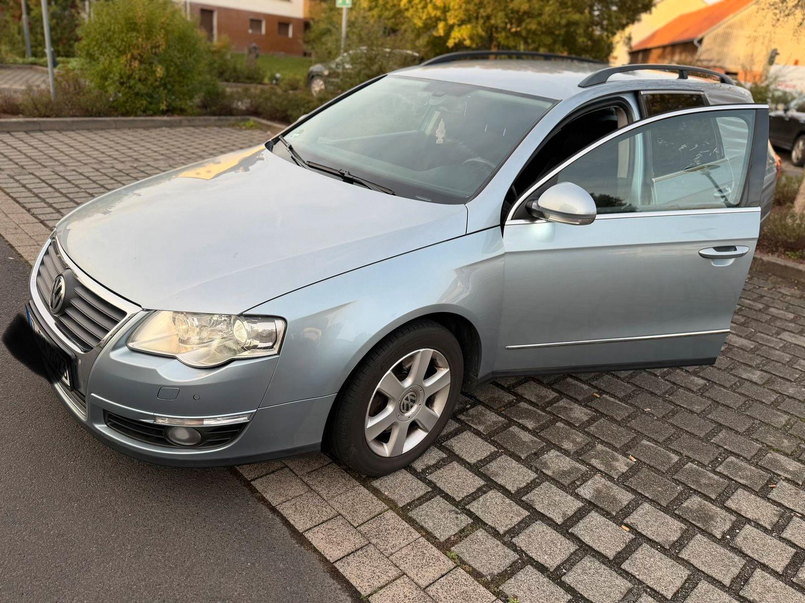 Volkswagen Passat 2007 — rear view